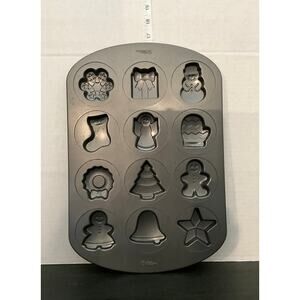 Wilton Christmas Mold baking pan